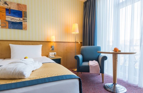 Warnemuende Hôtel | Strand-Hotel Hübner