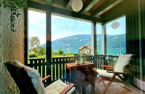 Darligen Appartement | Strandhüsli directly on lake Thun