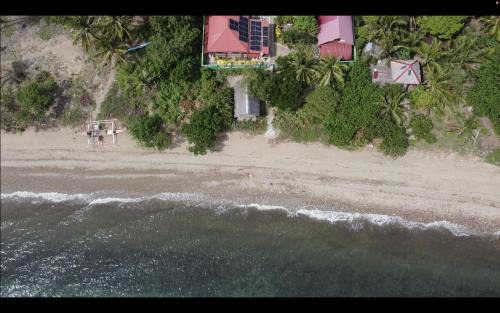 Sibuyan Island Maison | Strandhaus auf Sibuyan Island nahe Cresta de Gallo - Marevic's Guesthouse 2