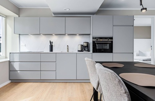 Prora Appartement | Strandnahes Penthaus-apartment mit Dachterrasse, Tollem Meerblick & Zwei Bädern!