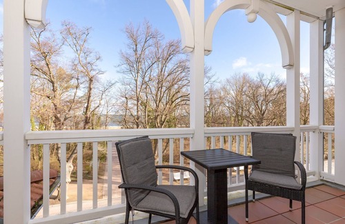 Ostseebad Kuhlungsborn Appartement | Strandnahe Ferienwohnung an der Ostsee mit Balkon, Saunabereich & Pool im Haus!