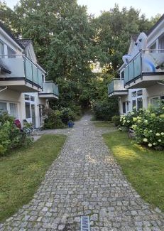 Monchgut-Granitz Appartement | Strandtraum Lobbe Fewo 20 bis 4 Personen, auf Anfrage mit Strandkorb