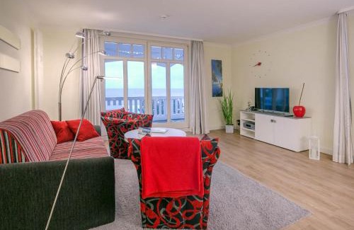 Binz Appartement | Strandvillen Binz - Ferienwohnung mit Meerblick, 1 Schlafzimmer und Balkon SV-762
