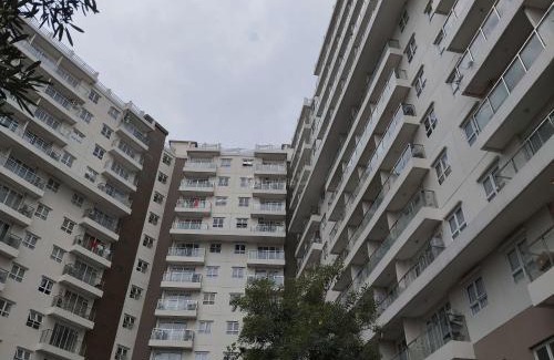 Cimahi Appartement | Strategic and Comfortable 2BR Apartment at Gateway Pasteur By Travelio