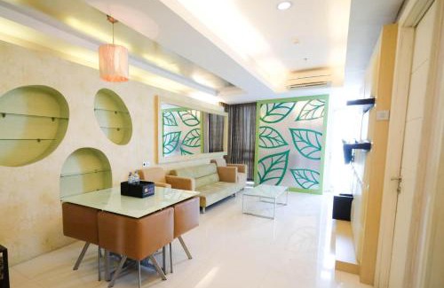 Surabaya Appartement | Strategic and Comfy 2BR Apartment at Trillium Residence By Travelio