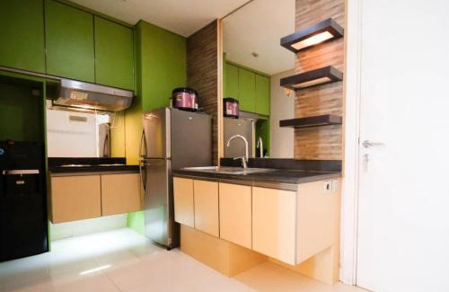 Surabaya Appartement | Strategic and Comfy 2BR Apartment at Trillium Residence By Travelio