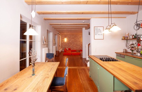 Strausberg Appartement | Straushaus - Wellness hideaway directly on Straussee with sauna, pedal boat & fireplace