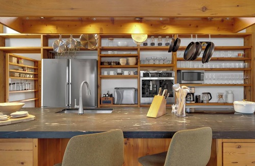 Tucson Maison | Straw bale eco-luxe house + guesthouse on 3+ acres 20 minutes to downtown Tucson