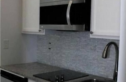New Bight Maison | Strawberry Bungalow On Fountain Bay