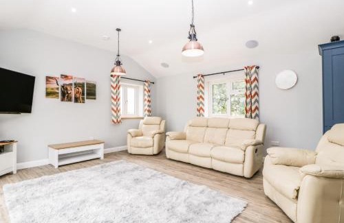 Congresbury Maison | Strawberry Stables