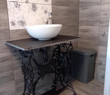 Lubawka Appartement | Streamside apartment