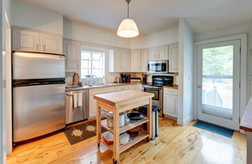 Margaretville Maison | Streamside Victorian