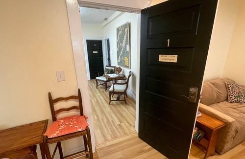 Hot Springs Appartement | Street View in the Heart of Hot Springs