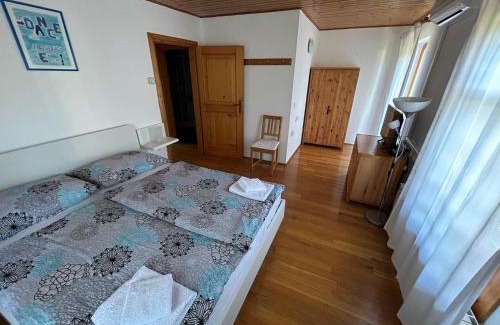 Kobarid Appartement | Stres-less Sunny Apartments