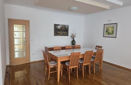 Osijek Appartement | Stross Apartments & Rooms