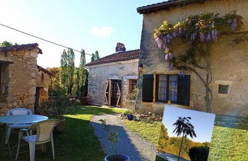 Saint-Romain-et-Saint-Clement Maison | Studio cosy en pleine nature dans maison en pierre avec piscine et wifi