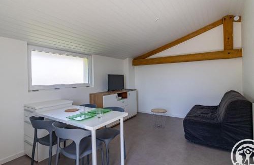 Saint-Christophe-la-Couperie Maison | Studio cosy avec terrasse en campagne, proche Nantes - FR-1-622-109