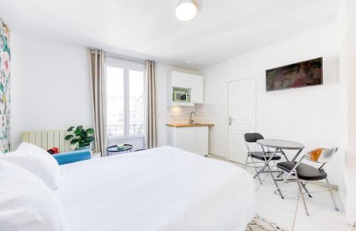 Plaisance Maison | Studio à 30s du RER E,Paris en 20 min