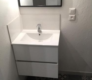 Belfort Appartement | Studio, étage 3, spacieux refait à neuf