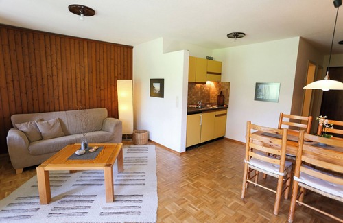 Bernau Appartement | Studio '1 with Balcony' with Shared Terrace, Shared Garden and Wi-Fi