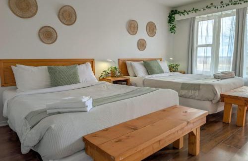 Ste Anne de Beaupre Appartement | Studio 12 - 2 min du Bord de l'eau Foyer & Barbecue