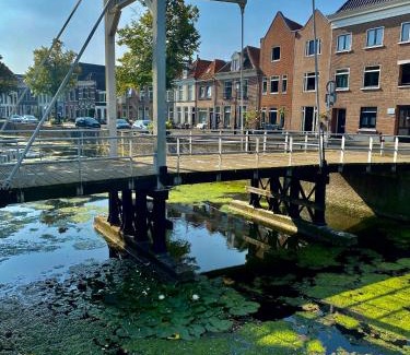 Municipality of Kampen Appartement | Studio 157, in de stad aan de gracht