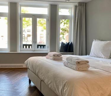 Municipality of Kampen Appartement | Studio 157, in de stad aan de gracht