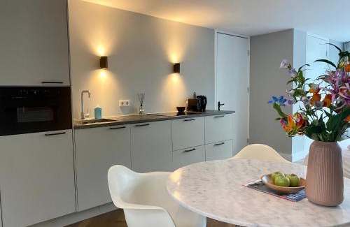Municipality of Kampen Appartement | Studio 157, in de stad aan de gracht