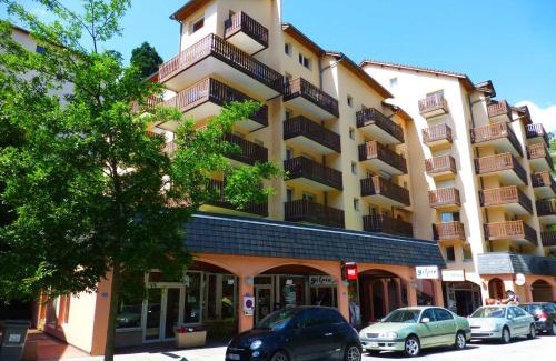 Brides-les-Bains Appartement | Studio 2* Centre Brides-les-Bains, 4 pers, Parking, Ski, Wifi - FR-1-512-215