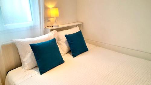 Les Boutareines Appartement | Studio 2 people Half Chemin Paris and Disneyland