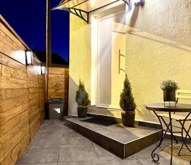 Les Boutareines Appartement | Studio 2 people Half Chemin Paris and Disneyland