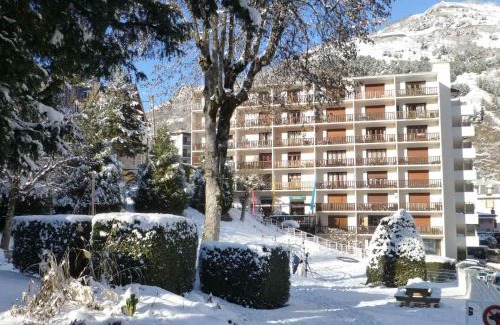 Brides-les-Bains Appartement | Studio 2 Personnes, Centre Village, Wifi, Parking - FR-1-512-193