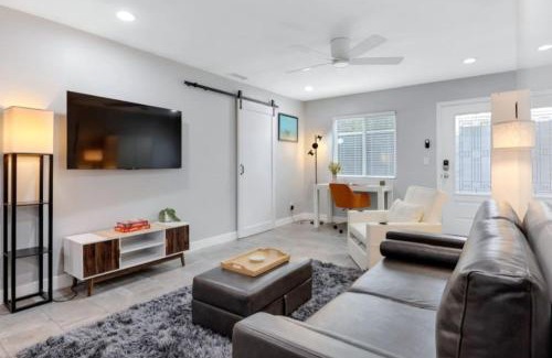 Grant Hill Appartement | Studio 2 Pool Spa Min to Downtown Freeways Beaches