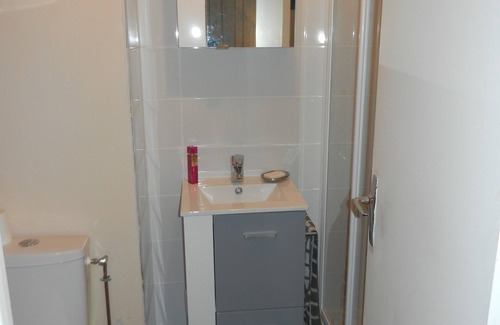 Villers-sur-Mer Appartement | STUDIO de 25 M2 entièrement rénové avec Parking, Balcon dans résidence FACE MER