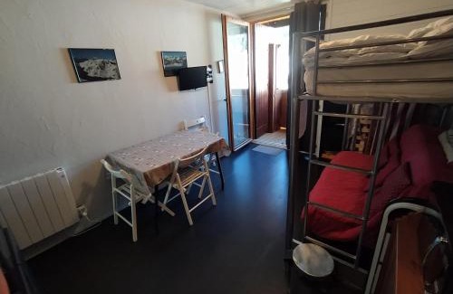 Ax-les-Thermes Appartement | Studio 3 personnes au pied des piste plateau de Bonascre - Ax 3 domaines Eté Hiver
