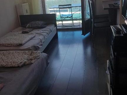 Le Piol Appartement | Studio 3 personnes jolie vue proche gare 11 ave paul arene