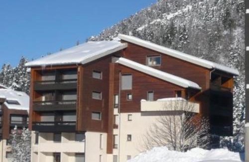 Correncon-en-Vercors Appartement | Studio 30m² pied des pistes à Corrençon, balcon, accès golf et randonnées, calme assuré - FR-1-515-92