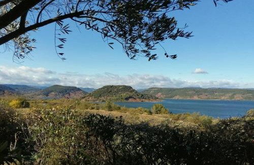 Liausson Appartement | Studio 32m2 - dans propriété avec vue imprenable sur le Lac du Salagou