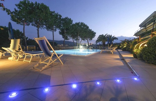 Porto Azzurro Appartement | Studio 4 with sea view pool in a panoramic position above the village of Porto Azzurro