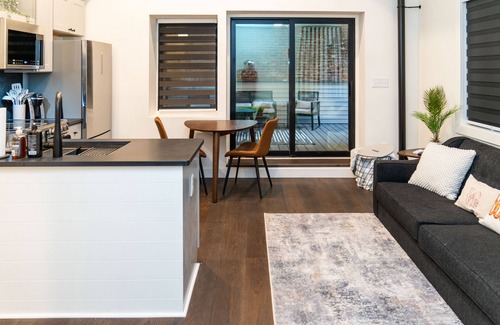 Center City East Appartement | Studio 45 is a Studio Apartment in the Historic Old City section of Philadelphia
