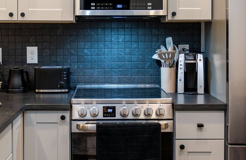 Center City East Appartement | Studio 45 is a Studio Apartment in the Historic Old City section of Philadelphia