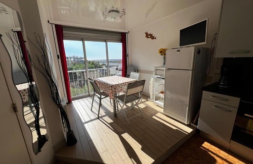 Gruissan Appartement | Studio 5/6 Personnes avec Piscine et WIFI - FR-1-784-40
