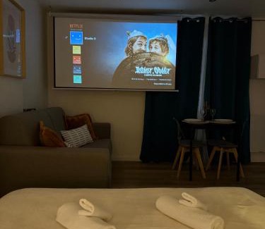 Limoges Appartement | Studio 5 - Cinéma Sport Parking - DABNB