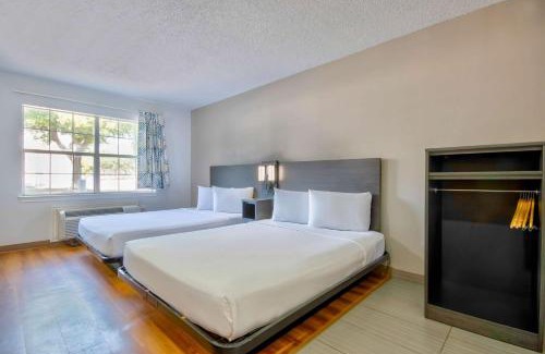 St. Johns Hôtel | Studio 6-Austin, TX - Midtown