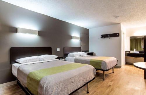 LaGrange Hôtel | Studio 6 LaGrange