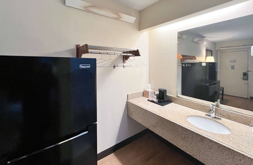 Flournoy Hôtel | Studio 6 Suites Shreveport, LA – Industrial Loop