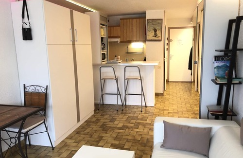 Sevrier Appartement | Studio à 70 M du lac, place de parking privative Calme assuré