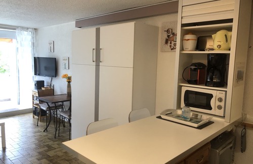 Sevrier Appartement | Studio à 70 M du lac, place de parking privative Calme assuré