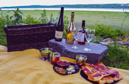 Ste Anne de Beaupre Appartement | Studio 9 - 2 min du Bord de l'eau Foyer & Barbecue