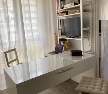 Quartier de l'Ecole-Militaire Appartement | Studio Angela proche Tour Eiffel